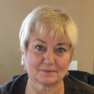 Meet your Posher, Eileen